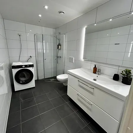 Modern Close To The Center *